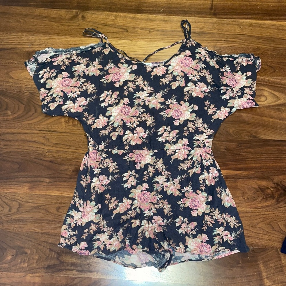 American Eagle Floral Romper